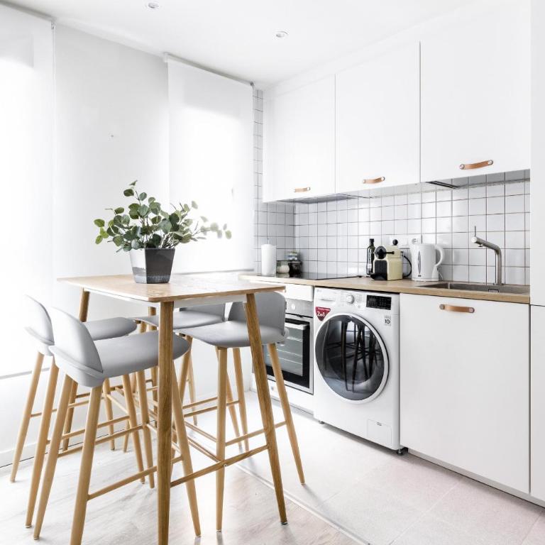 MAD Apartments by Olala Homes - One-Bedroom Apartment - 7