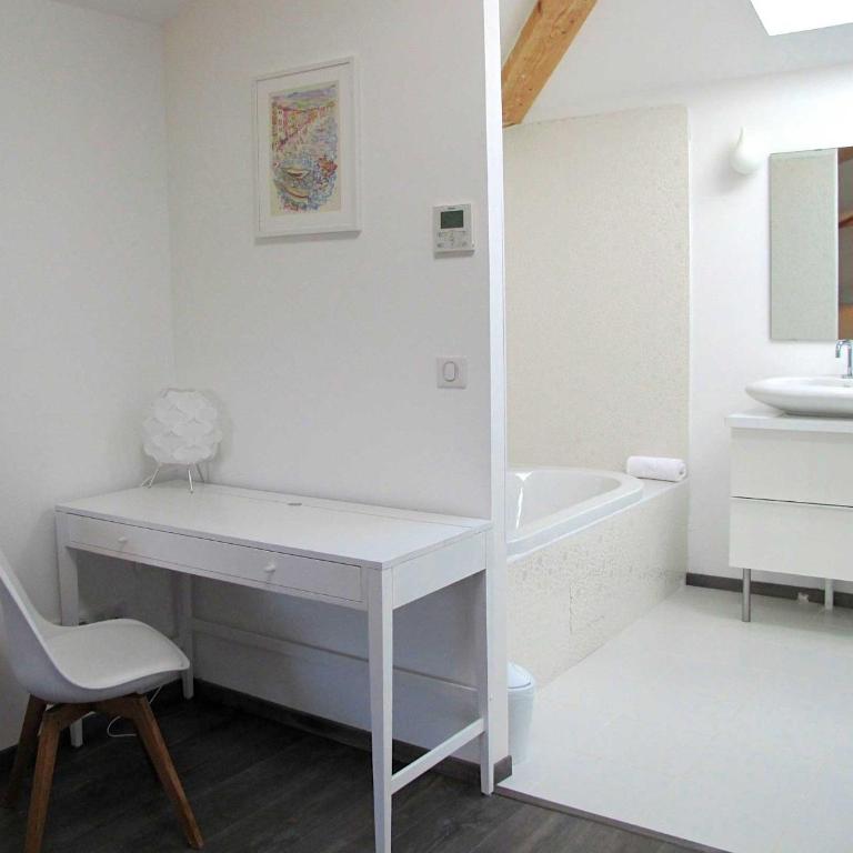 Hôtel 96 - Chambre Familiale - 2