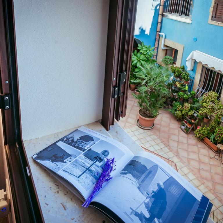 La Finestra sul Cortile B&B - Double Room with Garden View - 20