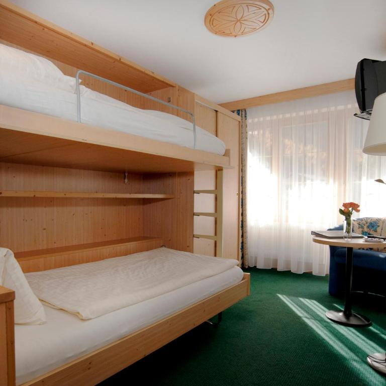 Hotel Ambiente - Familienzimmer (2 Erwachsene + 2 Kinder) - 5