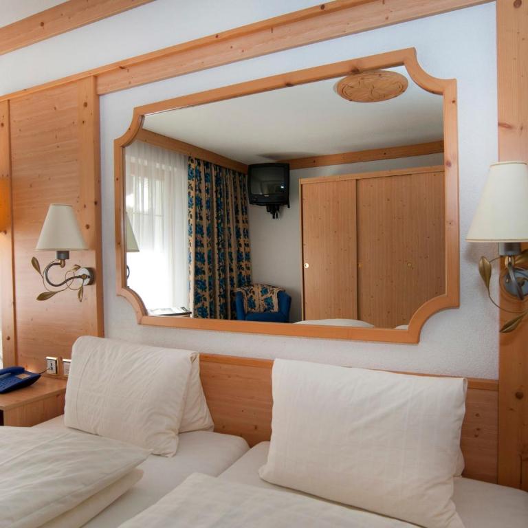 Hotel Ambiente - Familienzimmer (2 Erwachsene + 2 Kinder) - 8