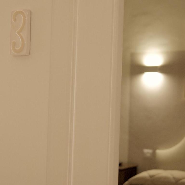 La Maison - Double Room with Private Bathroom - No Window - 11