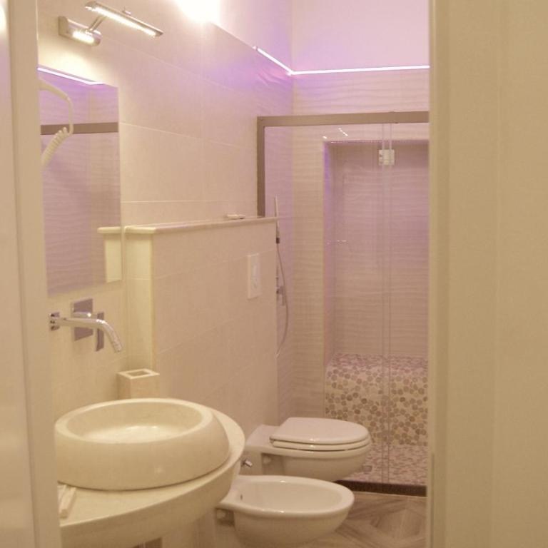 La Maison - Deluxe Double Room with Side Sea View - 10