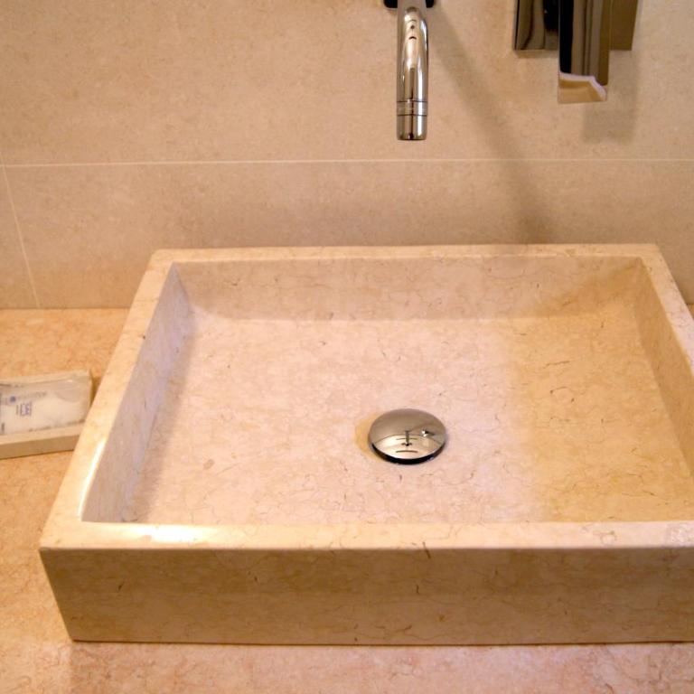 La Maison - King Room with Spa Bath - 20