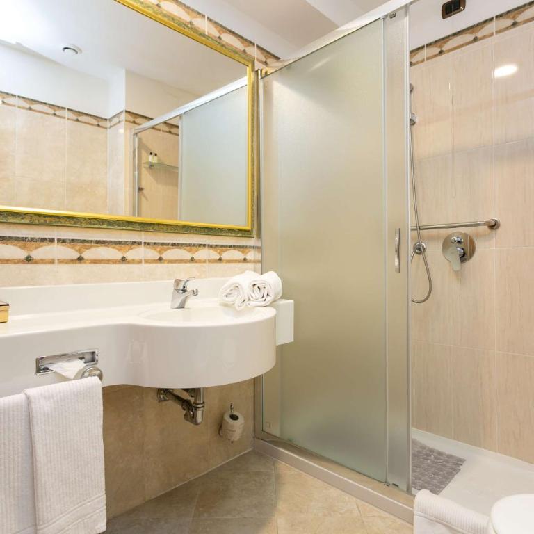 Hotel Mirage Sure Hotel Collection by Best Western - Camera King Deluxe - 5