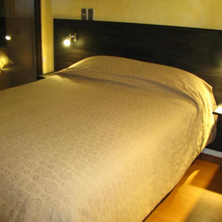Amg Apartments - Studio (2 Adults) Encomenderos 200 Apto 909 - 14