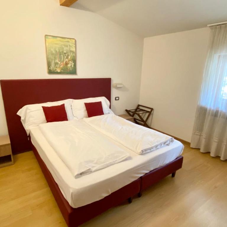 Casteluce Hotel Funivie - Standard Double or Twin Room - 3