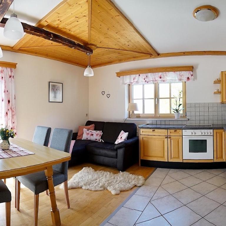 Ferienwohnungen Simonbauer - Apartment mit Blick auf die Berge - 7