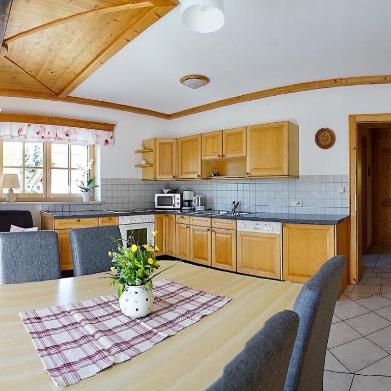 Ferienwohnungen Simonbauer - Apartment mit Blick auf die Berge - 5