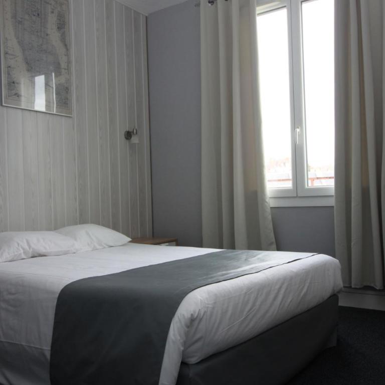 Hotel De l'Univers - Chambre Simple avec Douche - 3