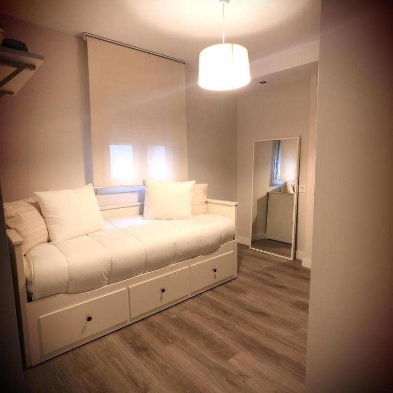 Cosy Flat Mar-Go - Three-Bedroom Apartment - 17