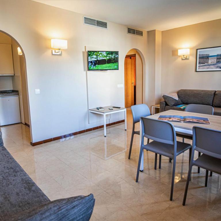 ILUNION Miramar - Apartamento de 1 dormitorio con terraza (1 - 6 personas) - 3