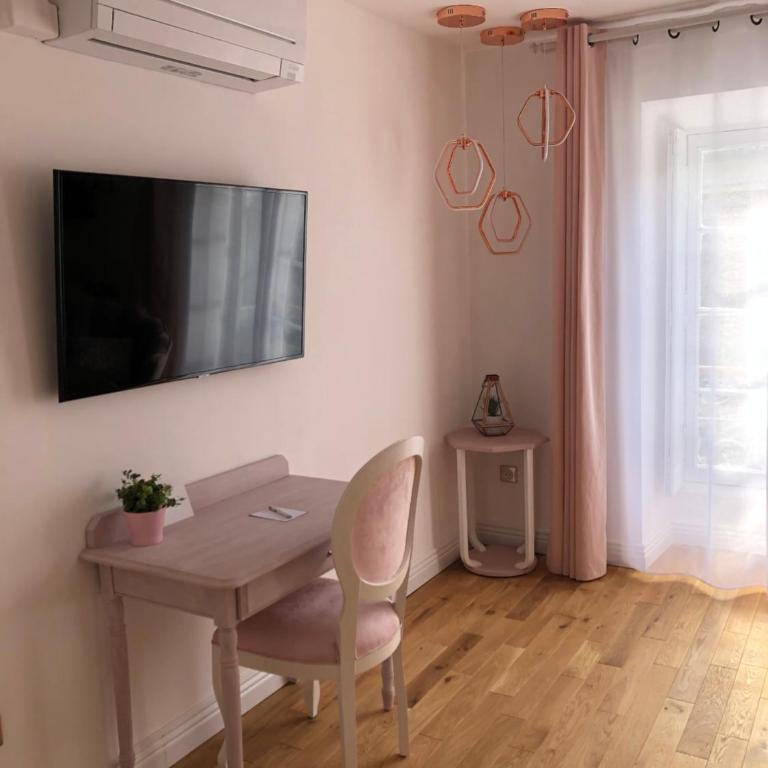 Le Cœur de la Bastide - Adult only - Zimmer mit Queensize-Bett und Gartenblick - 1