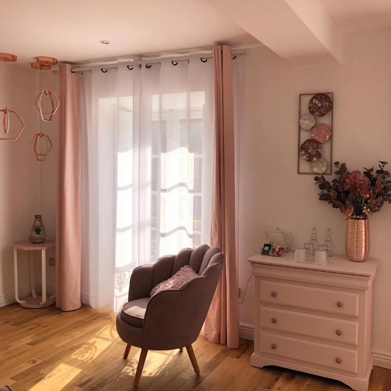 Le Cœur de la Bastide - Adult only - Zimmer mit Queensize-Bett und Gartenblick - 5