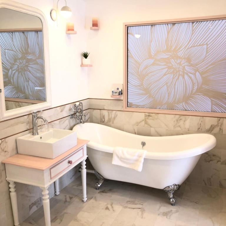 Le Cœur de la Bastide - Adult only - Zimmer mit Queensize-Bett und Gartenblick - 7