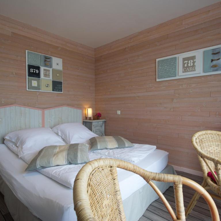 Villa Trémail - La plage au pied de votre chambre - Chambre Double Deluxe - Vue sur Mer - 3