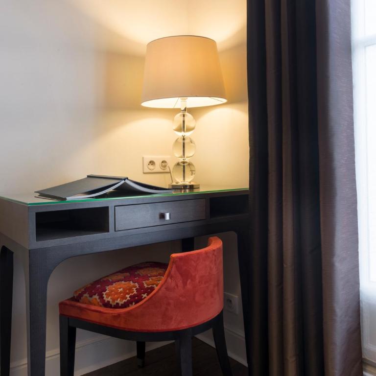 Régence Etoile - Hébergement Familial Prestige - Vue sur Arc de Triomphe - 3