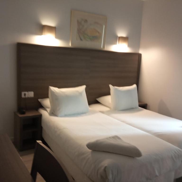 Hotel du Globe 18 - Chambre Lits Jumeaux - 3