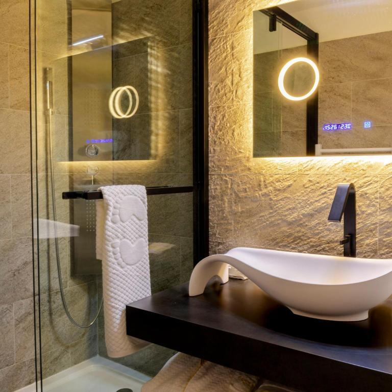 Hotel SNOW CHILL - Chambre Supérieure - 3