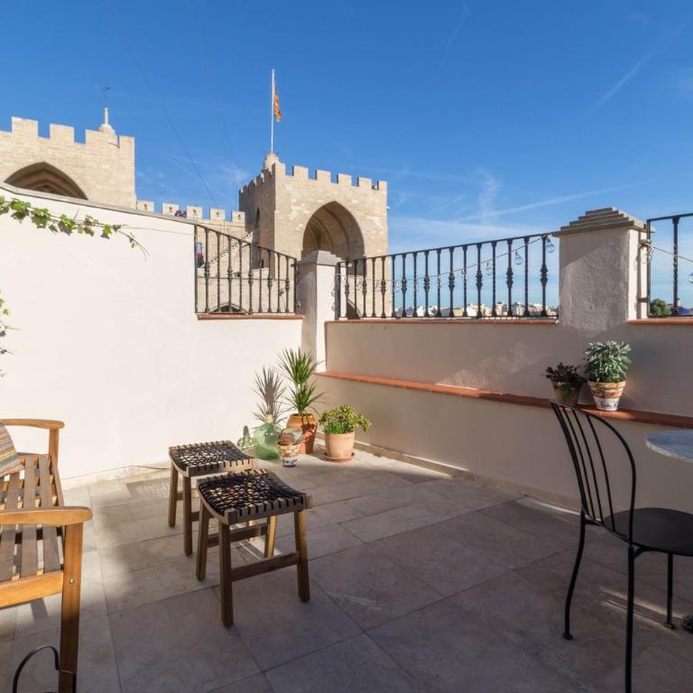 Lovely Apartment! - Duplex Apartment with Terrace - 11