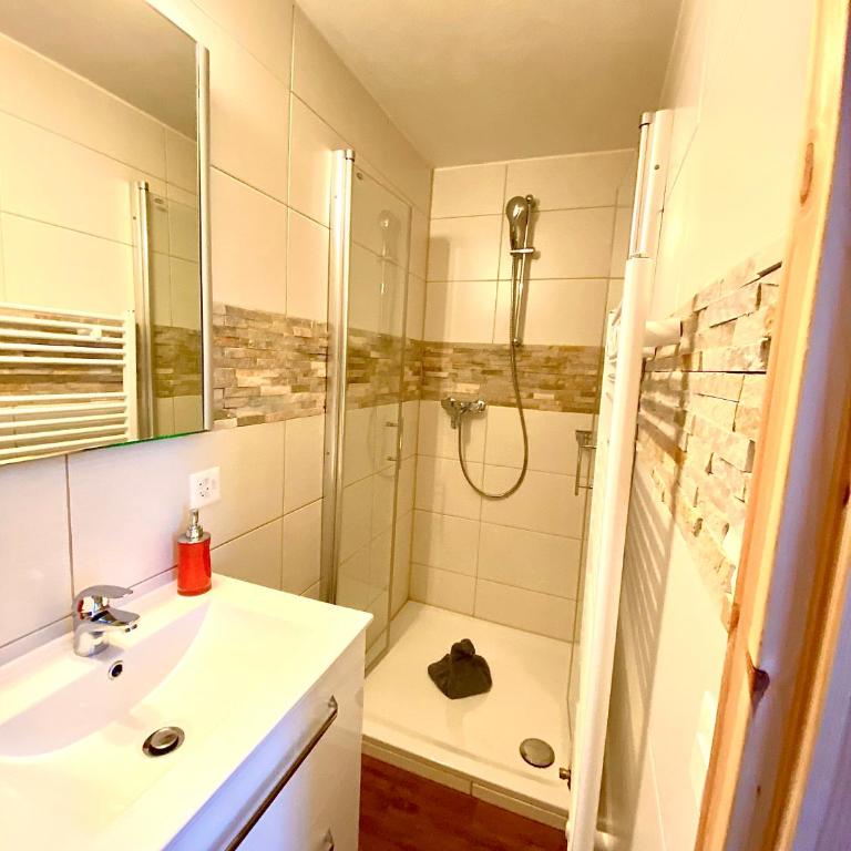 Apartments Steinbock - Mountain Views & Central Location - Apartamento con balcón - 2