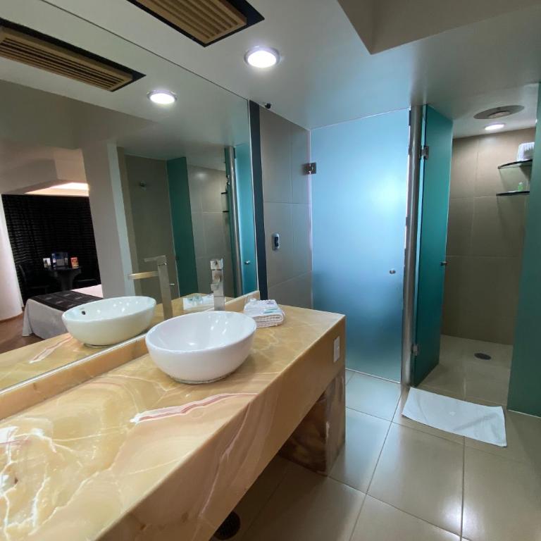Hotel Ibiza Plaza - Standard King Room - 9