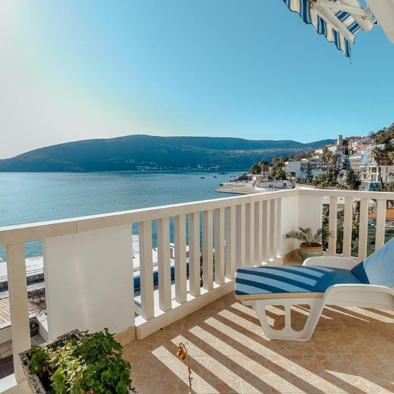 Palma Apartments - Apartment with Sea View - 3