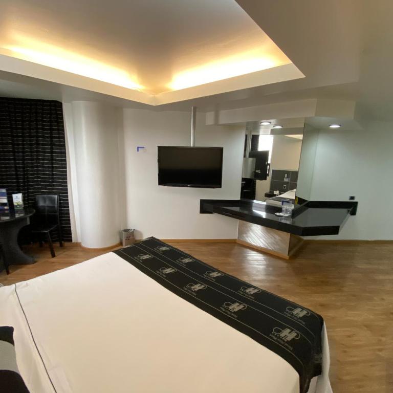 Hotel Ibiza Plaza - Standard King Room - 14
