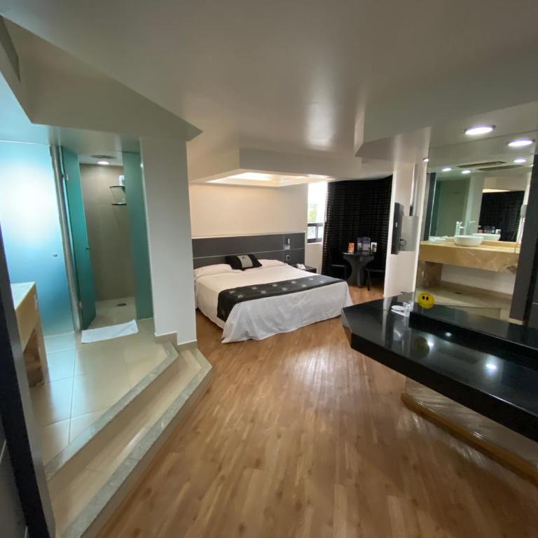 Hotel Ibiza Plaza - Standard King Room - 16