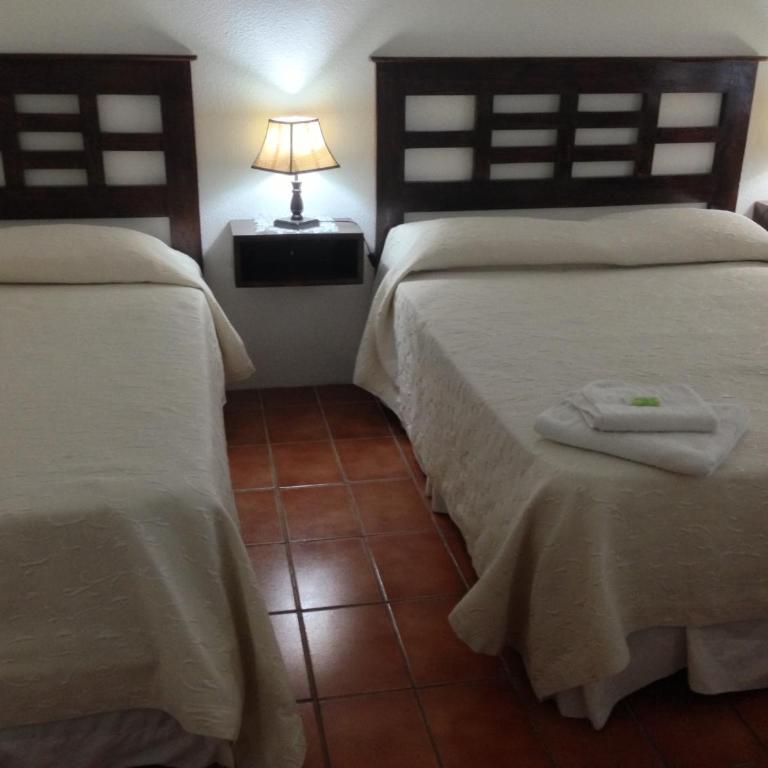 Hotel Colonial - Quadruple Room - 1