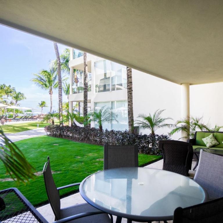 Elements Garden House 5 condo - Two-Bedroom Apartment - 10