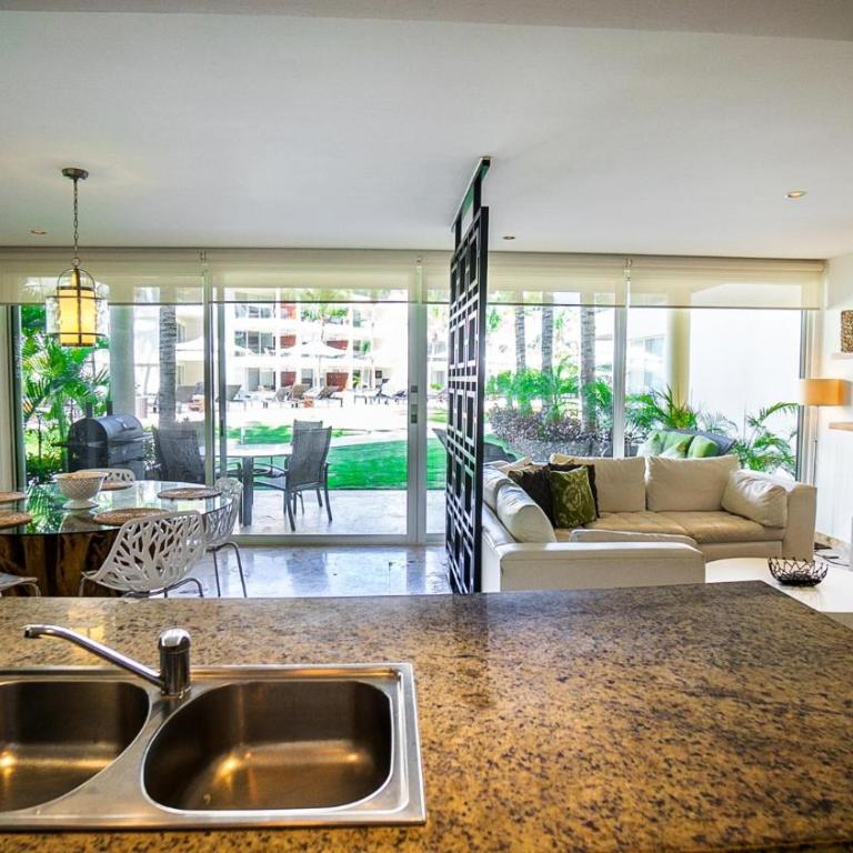 Elements Garden House 5 condo - Two-Bedroom Apartment - 4