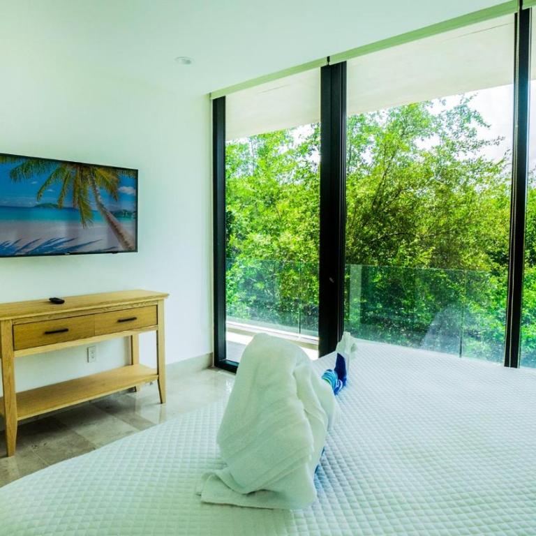 Oceana 232 Playa del Carmen with Pool - Three-Bedroom Apartment - 13