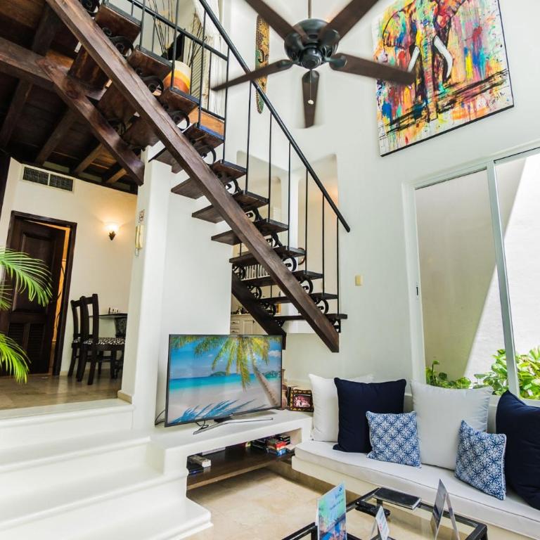 Royal Palms 5 - Two-Bedroom Apartment - 8