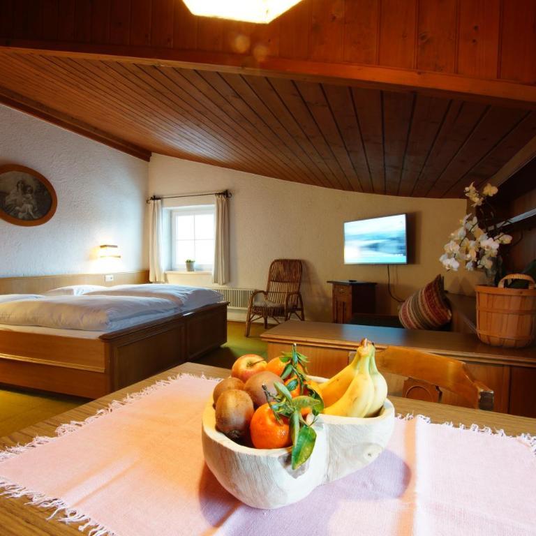 Gasthof Zacherlbräu - Vierbettzimmer mit Bergblick - 5