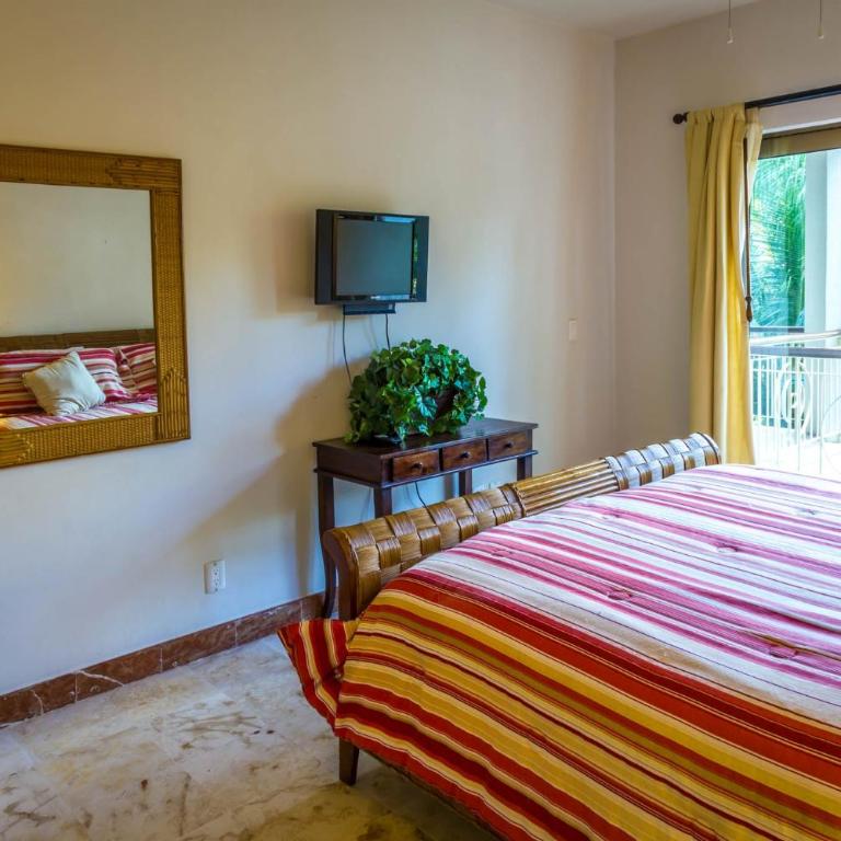 Paseo del Sol Coral B 206 condo - Three-Bedroom Apartment - 21
