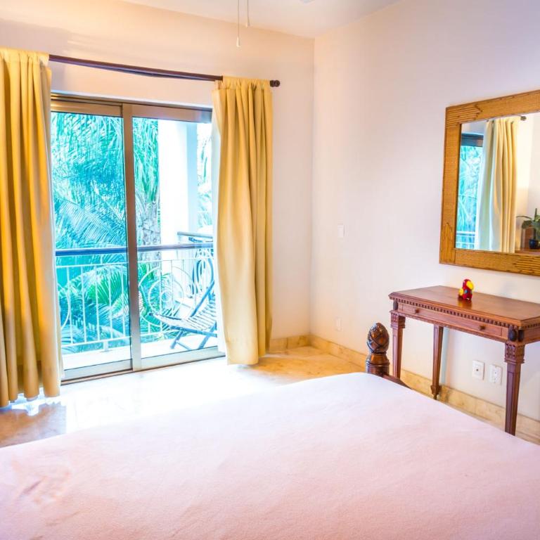 Paseo del Sol Coral B 206 condo - Three-Bedroom Apartment - 14