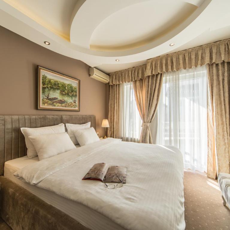 Garni Hotel President de Luxe - Superior One-Bedroom Suite - 7