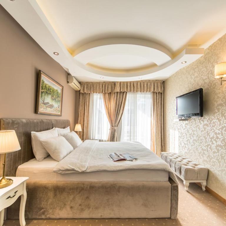 Garni Hotel President de Luxe - Superior One-Bedroom Suite - 5