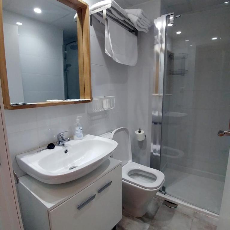 San Francisco 10 Boutique Apartments - Centro Alicante, a pasos de Playa Postiguet - One-Bedroom Apartment - 21