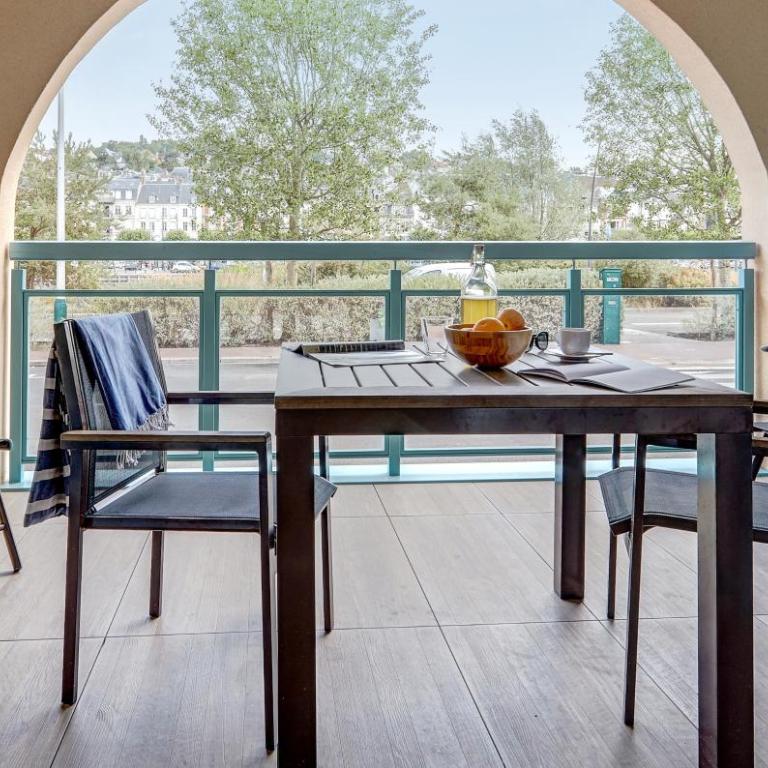 Résidence Pierre & Vacances Premium Presqu'Ile de la Touques - Appartement 1 Chambre avec Terrasse ou Balcon (4 Personnes) - Bâtiments de la Capitainerie - 5