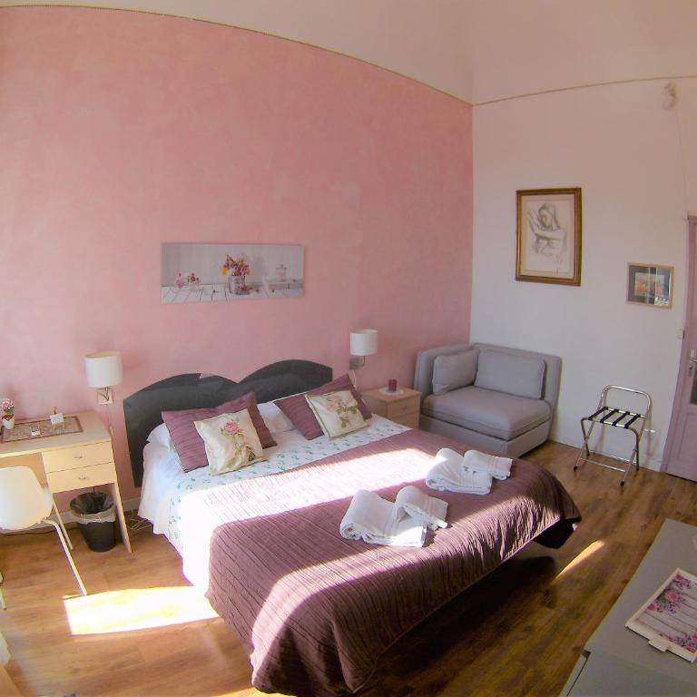 Duomo Sant'Agata Apartment - Two-Bedroom Apartment - 2