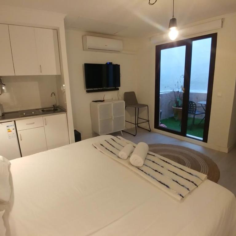 San Francisco 10 Boutique Apartments - Centro Alicante, a pasos de Playa Postiguet - One-Bedroom Apartment - 21