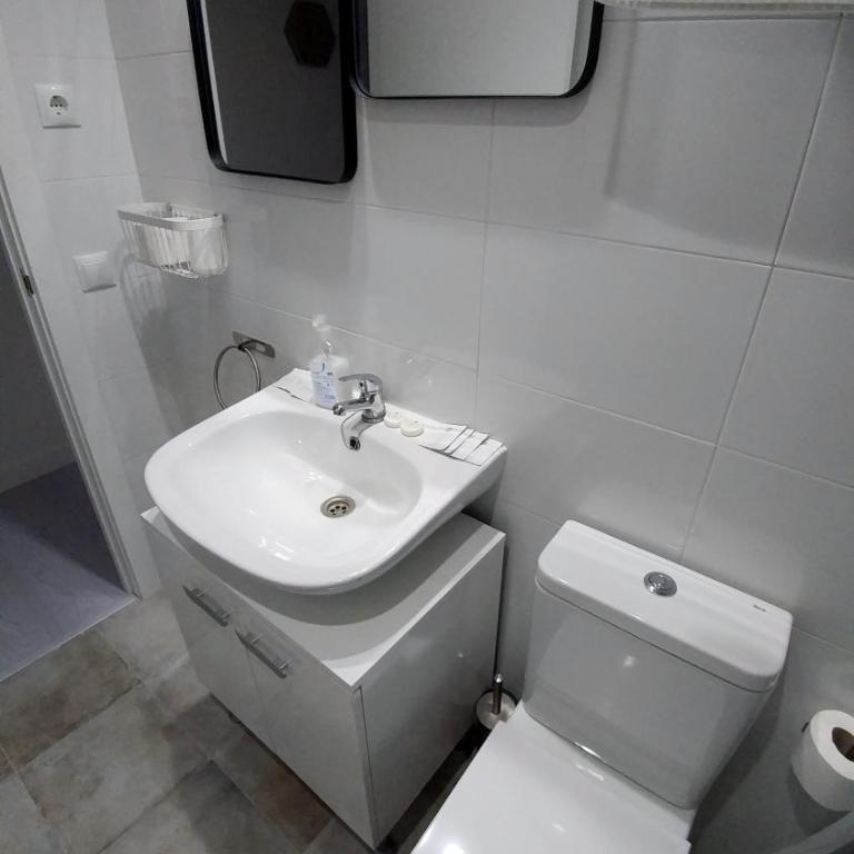 San Francisco 10 Boutique Apartments - Centro Alicante, a pasos de Playa Postiguet - One-Bedroom Apartment - 27