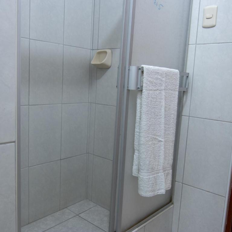 Hostal Roma - Habitación Individual con baño privado - 3