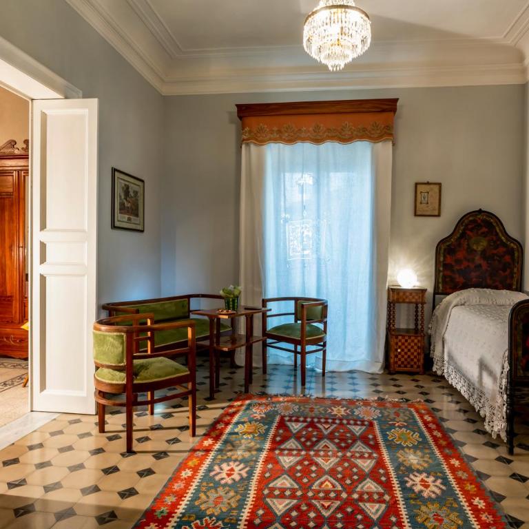 Palazzo Degli Antoci - Suite con Balcone - 2