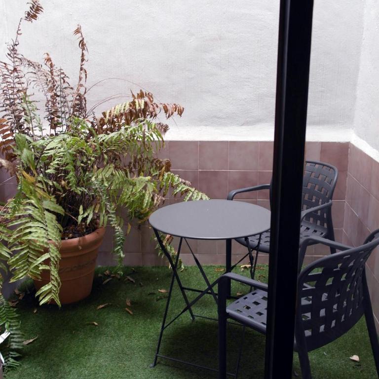 San Francisco 10 Boutique Apartments - Centro Alicante, a pasos de Playa Postiguet - One-Bedroom Apartment - 10