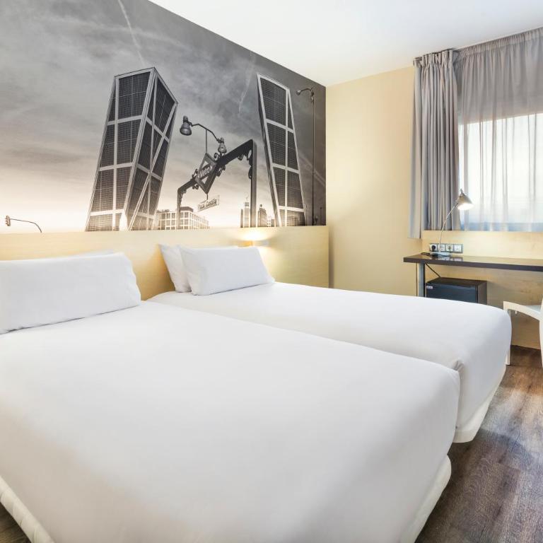 B&B HOTEL Madrid Aeropuerto T1 T2 T3 - Twin Room - 4