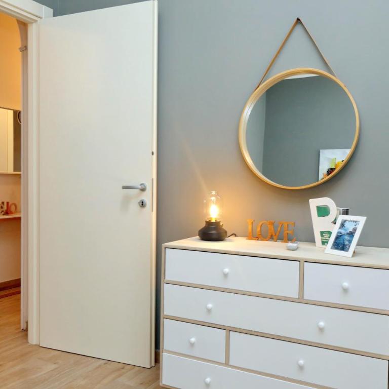 Elegant 3-Bed Apartment 10' Termini Wi-Fi AC - Appartamento con 3 Camere da Letto - 23