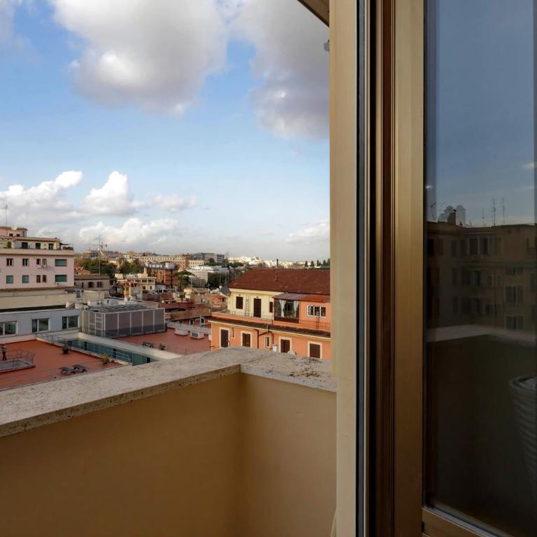 Elegant 3-Bed Apartment 10' Termini Wi-Fi AC - Appartamento con 3 Camere da Letto - 50